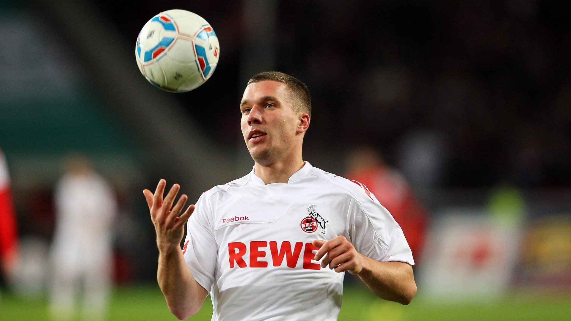 九游娱乐网站体验棒-朱婷入选年度全球最佳阵容，朱婷全球十佳运动员